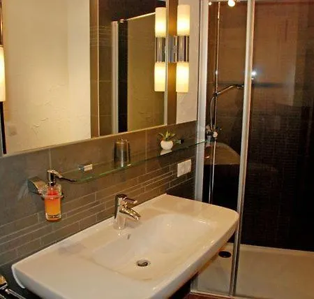 Apartment Ferienbungalow Mit Terrasse Und Seeblick In